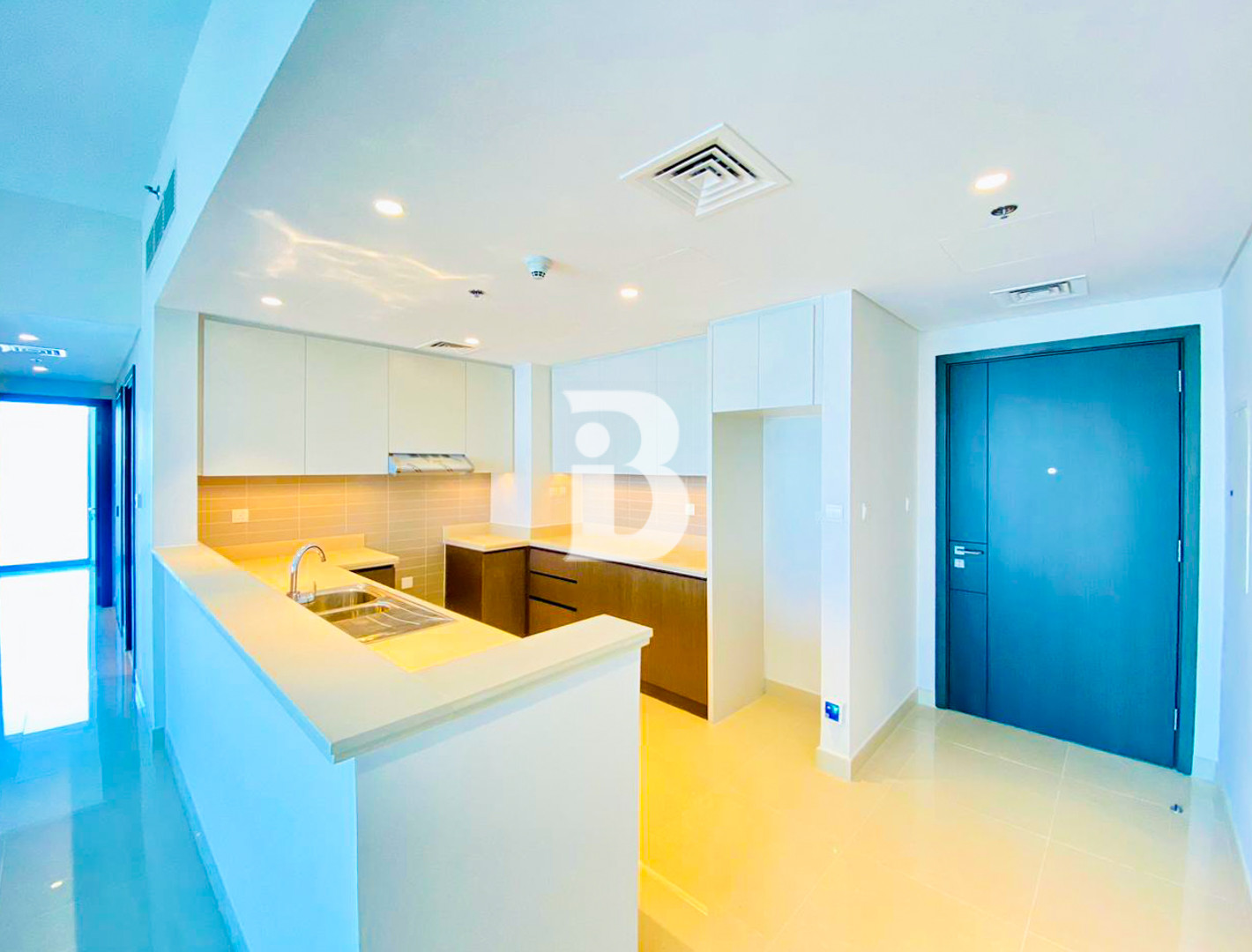 Big Layout | Full Park & Creek View