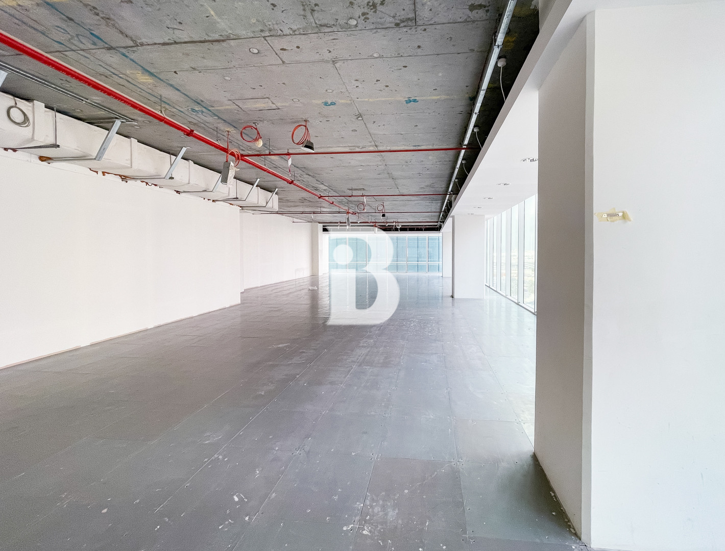Office Floor | Raised Floor | Direct Metro Access