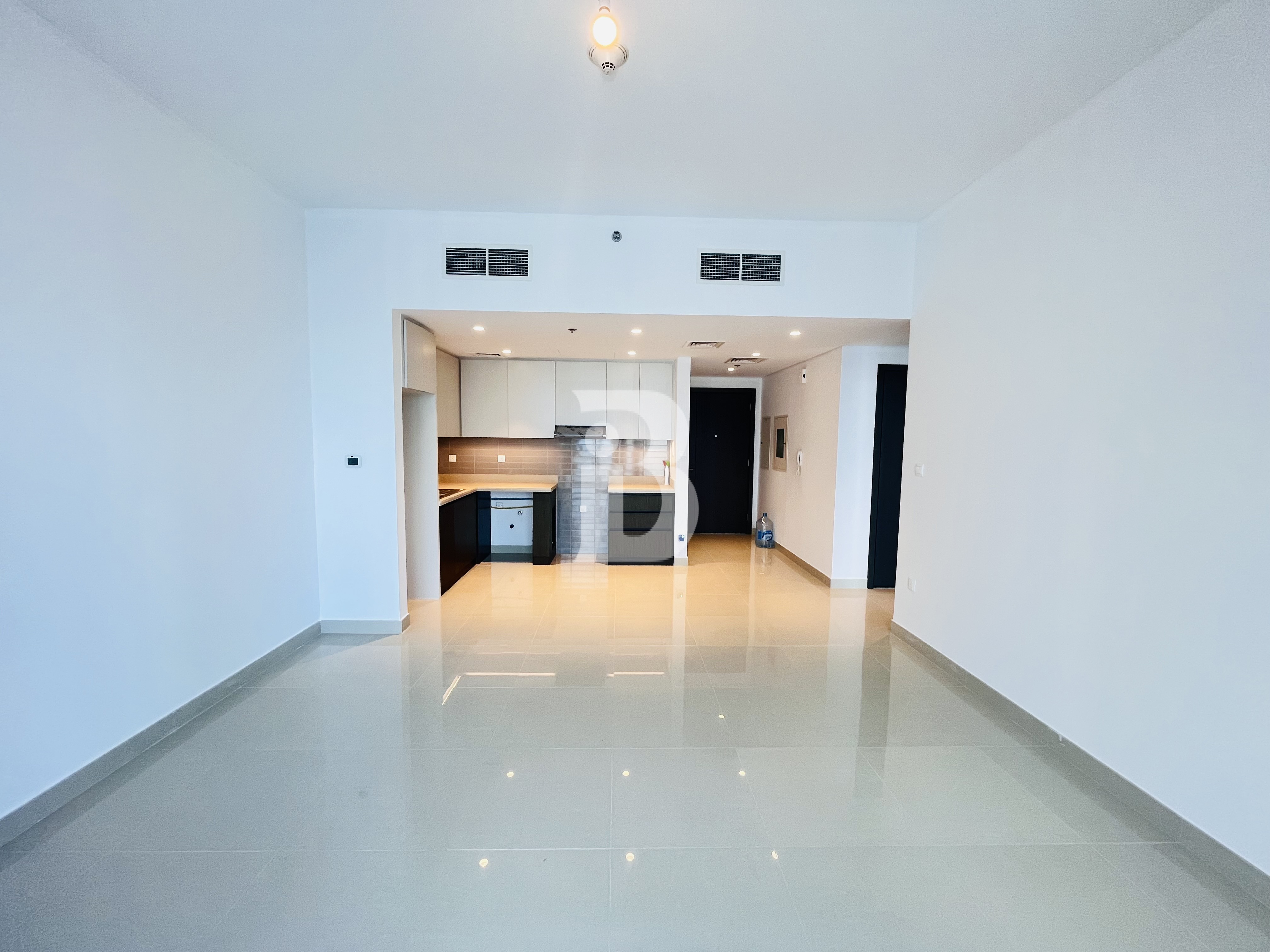 Exclusive | Sea And Skyline Views | Rented