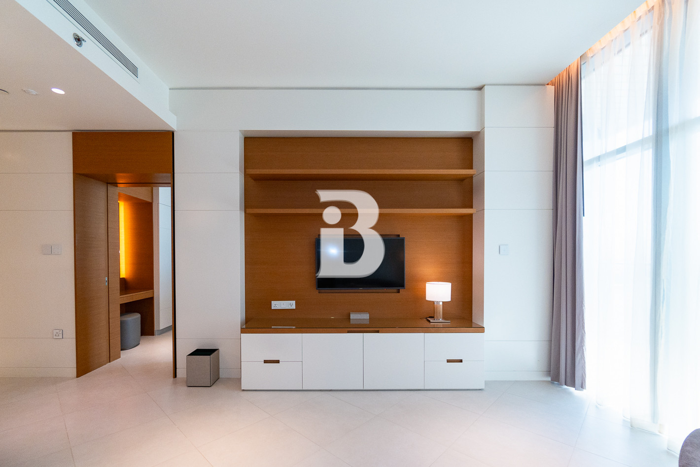 Furnished | Breathtaking Creek Views | Spacious