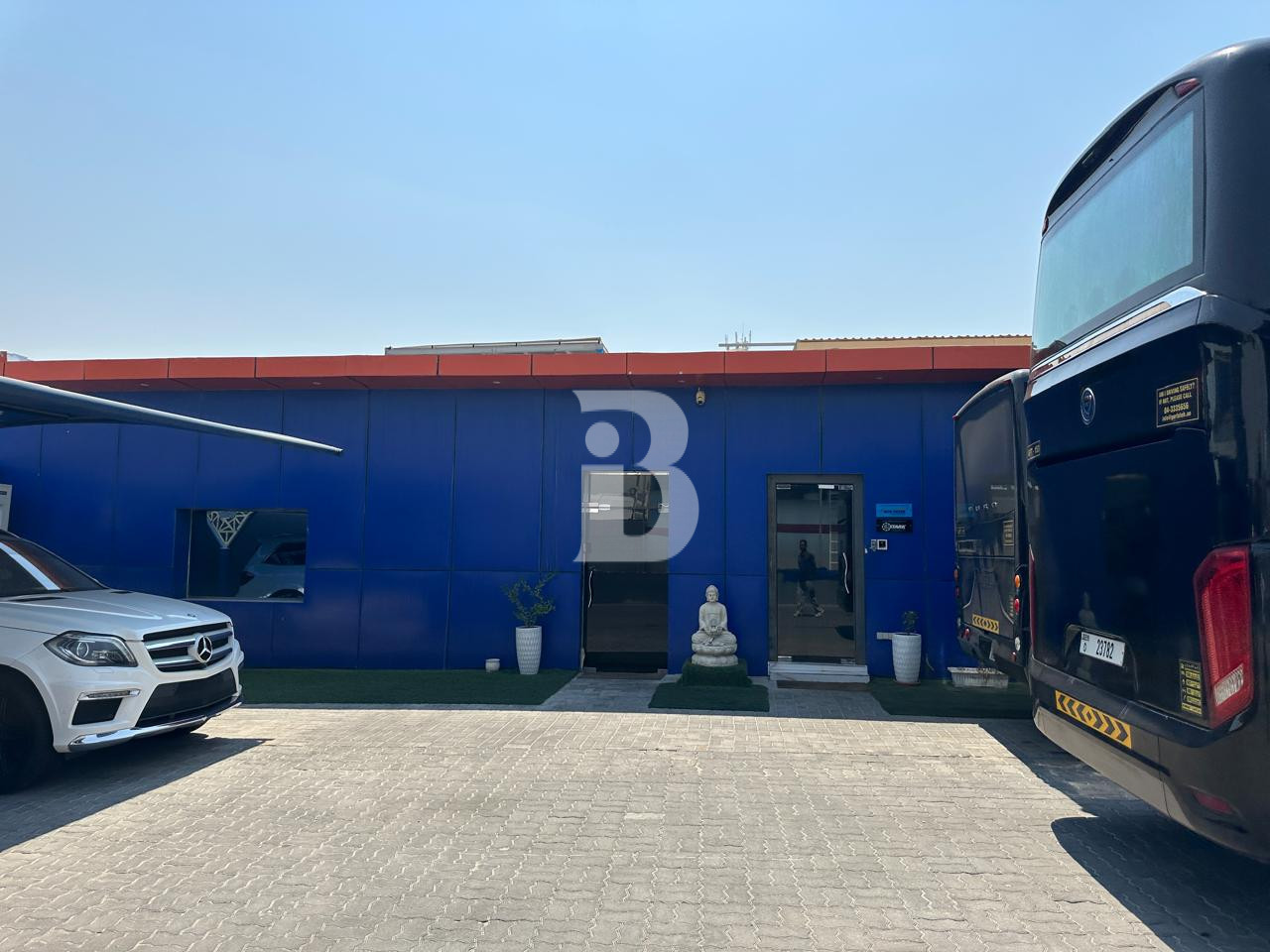 EXCLUSIVE AUTOMOTIVE SETUP | GARAGE | OPEN YARD