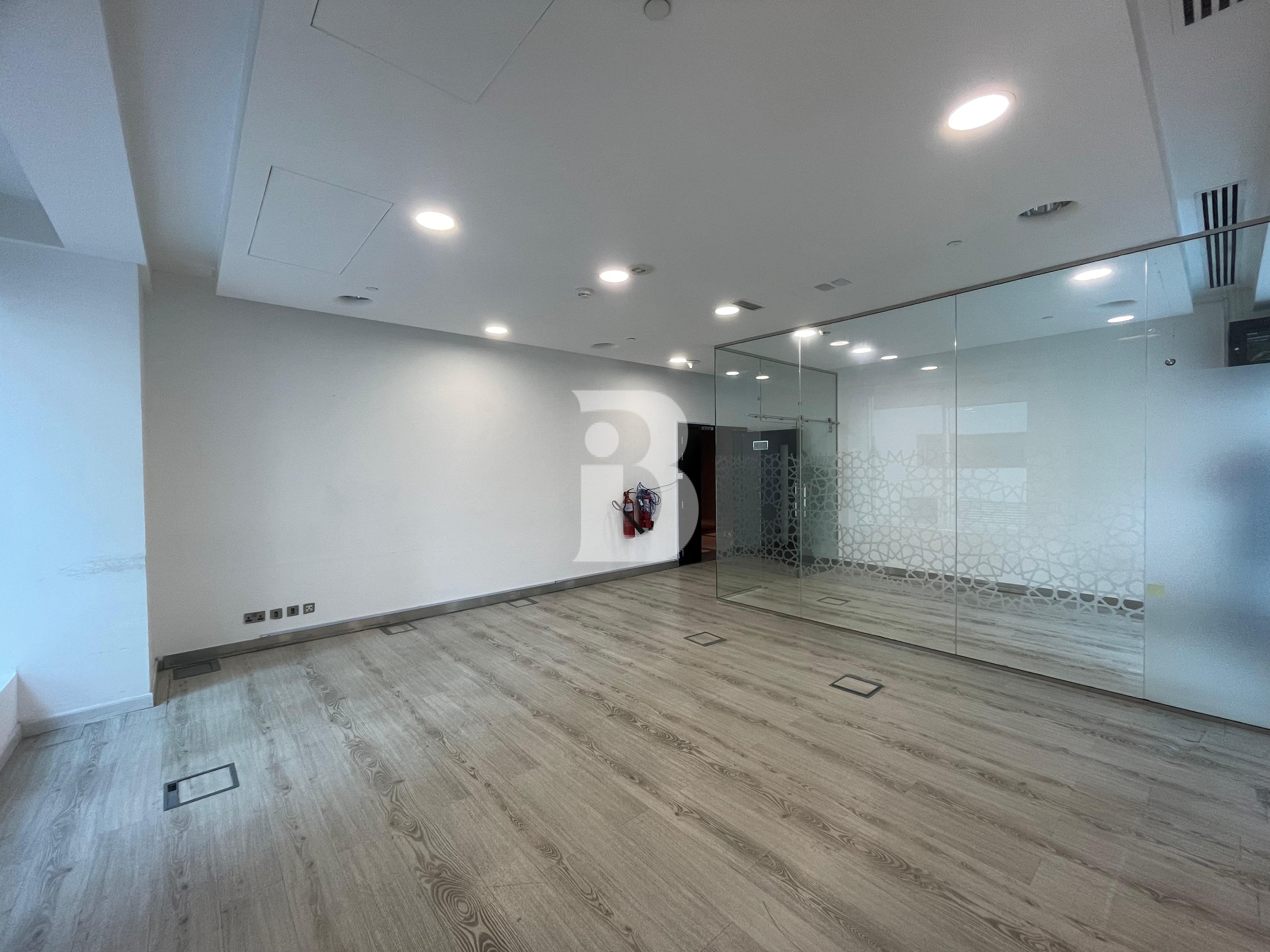 Fitted OfficeI Prime LocationI Near SZR&Metro