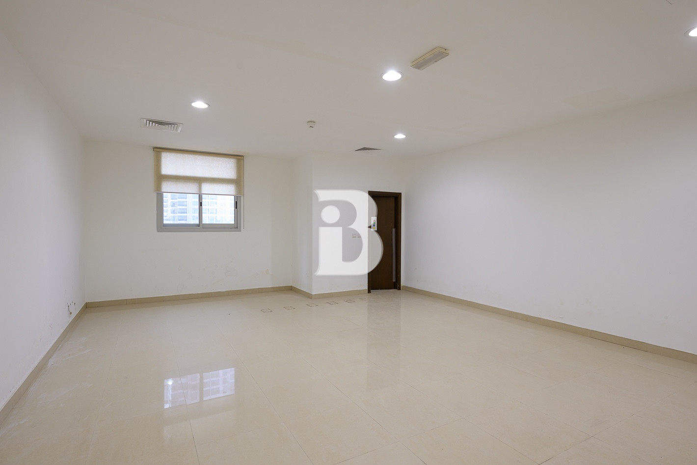 Exceptional Commercial Building | Prime Location