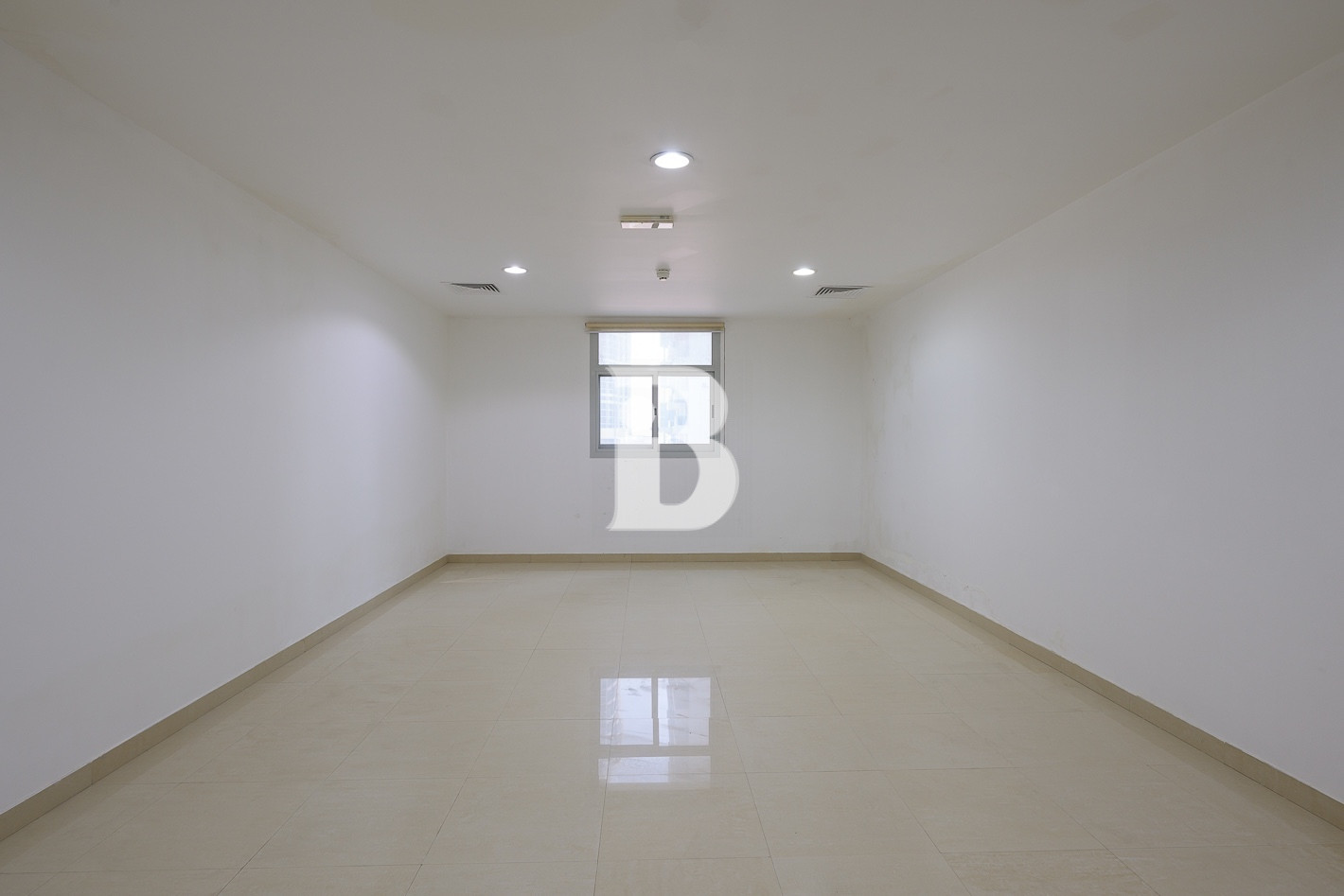 Exceptional Commercial Building | Prime Location