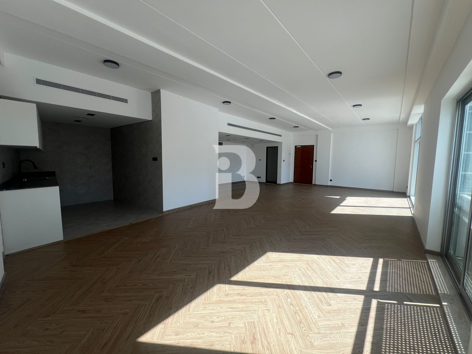 FULLY FITTED | READY TO MOVE IN | SPACIOUS OFFICE