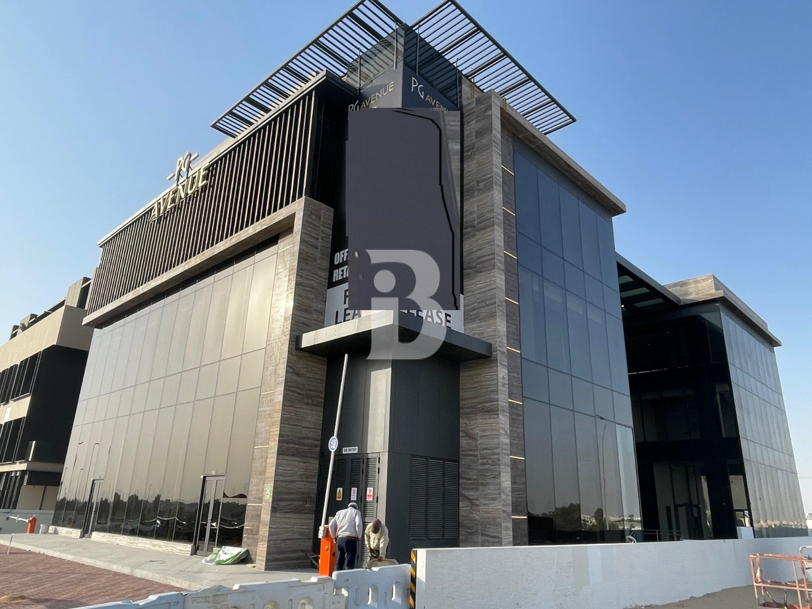 Fully Furnished I On Main Road | DED License