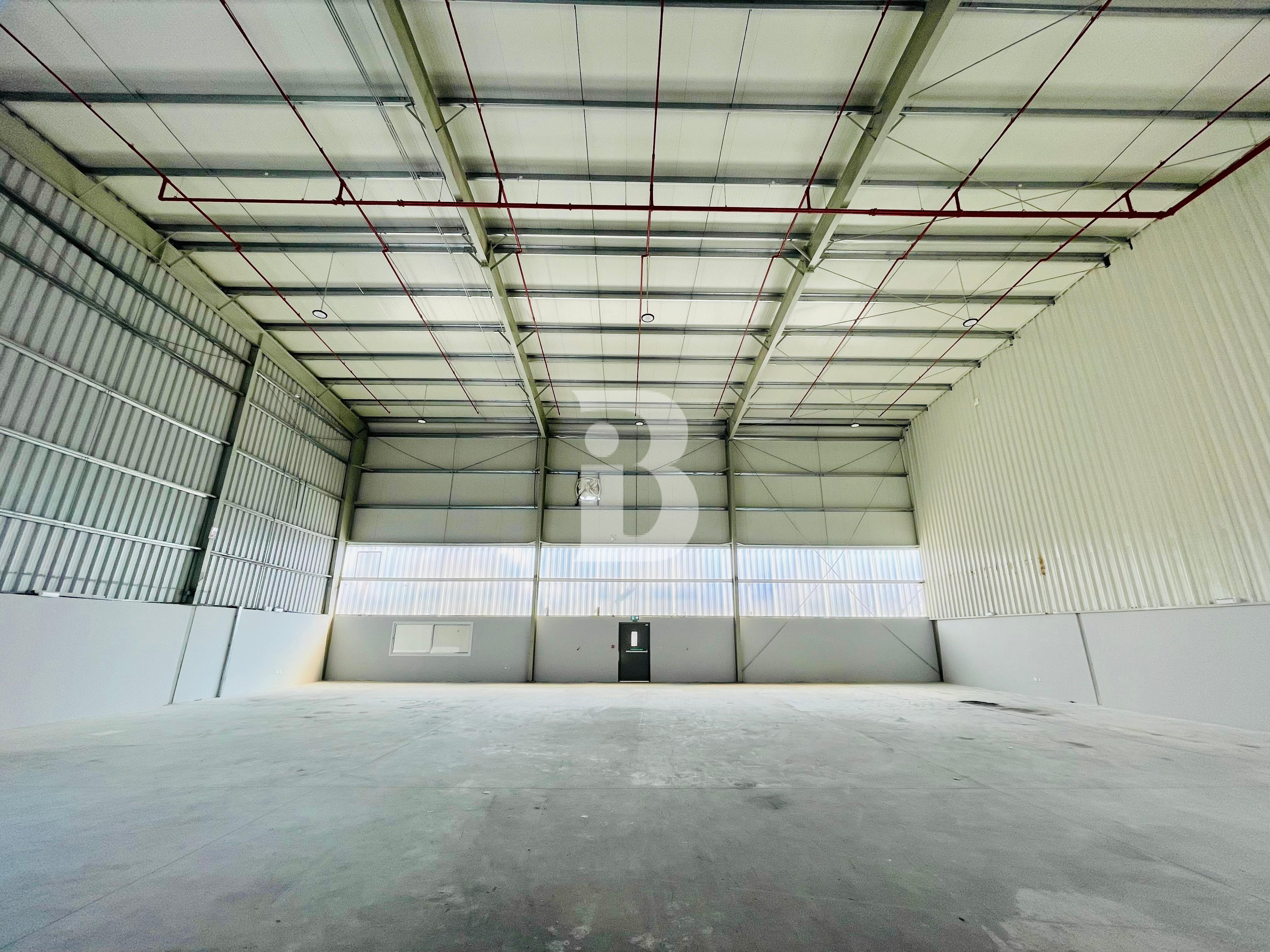 Fitted Warehouse | DIP 2 | Manufacturing &amp; Storage