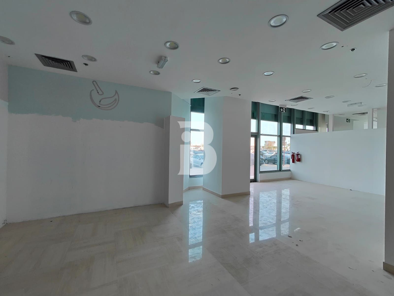 PRIME CORNICHE | RETAIL / PHARMACY