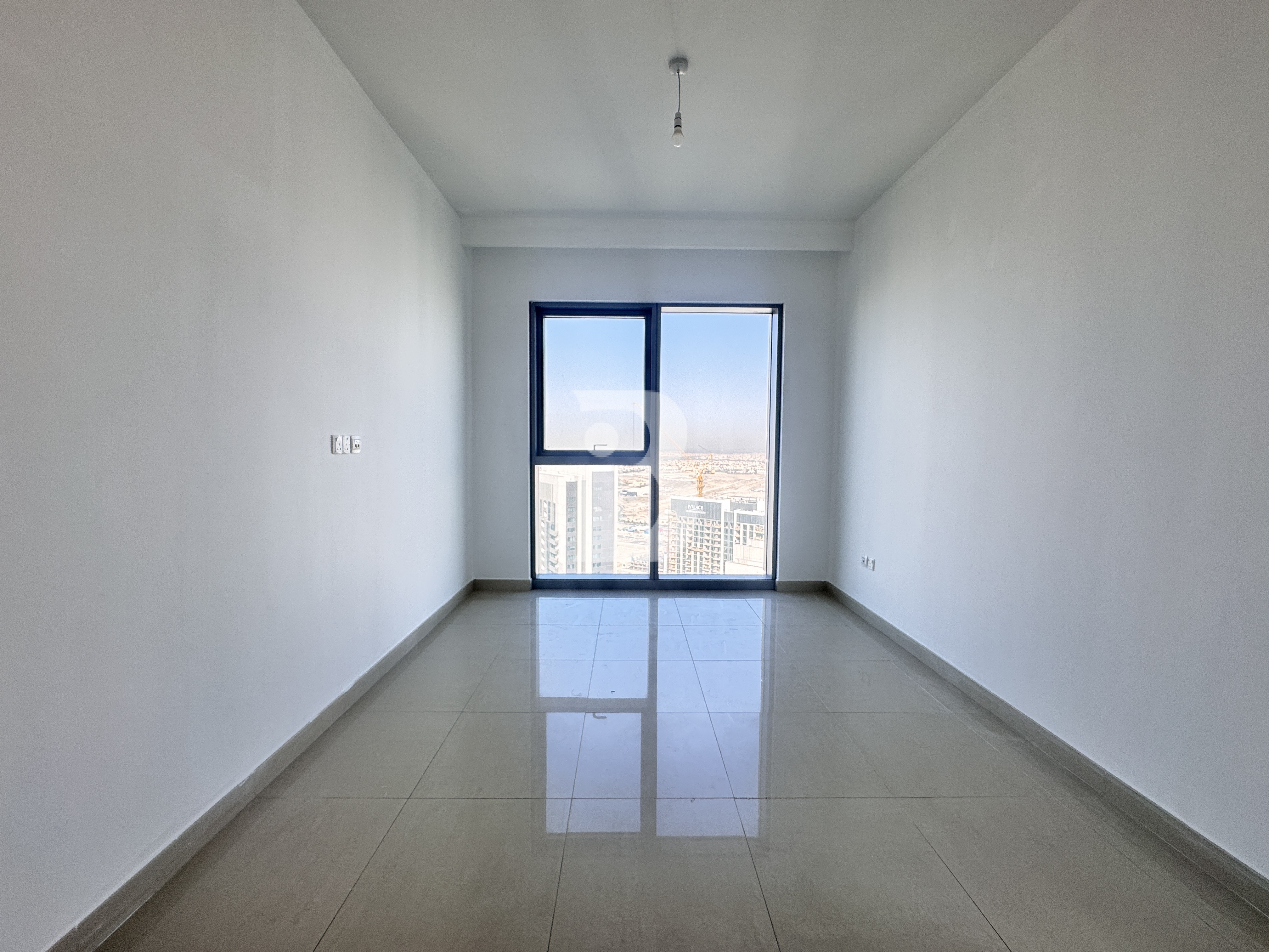 Luxury Unit | Elegant Living | Park View