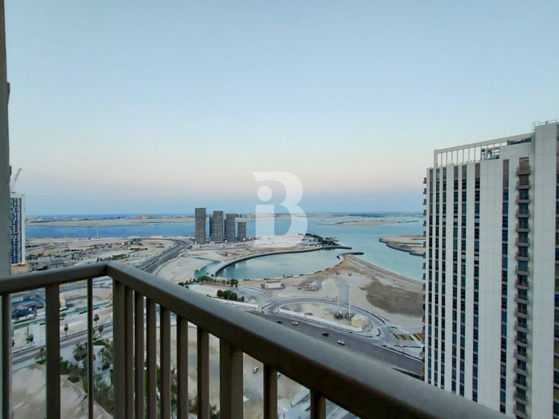 Luxury 3BHK plus maids | Sea View | High Floor