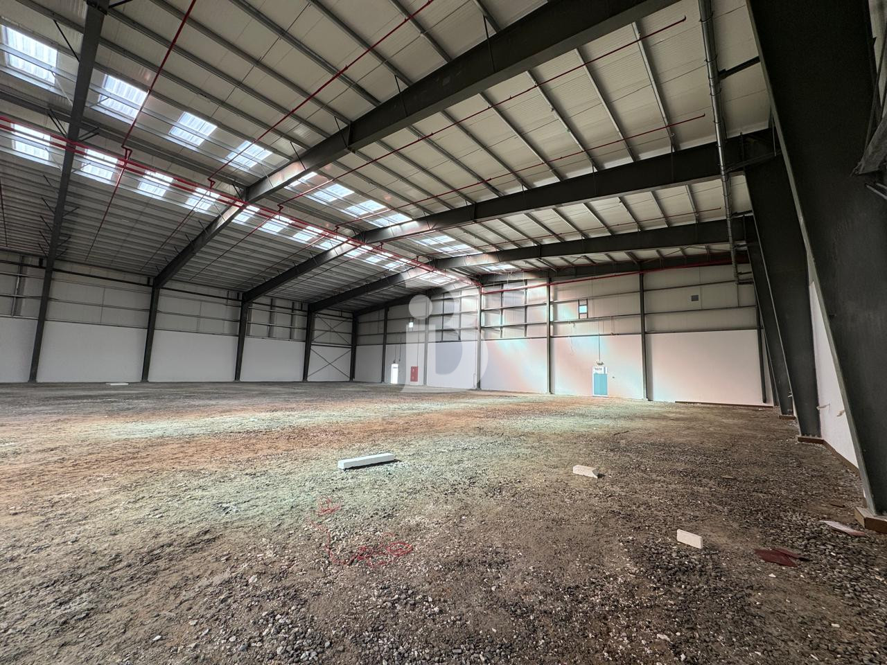 BRAND NEW | OPEN LAYOUT | LOADING BAYS