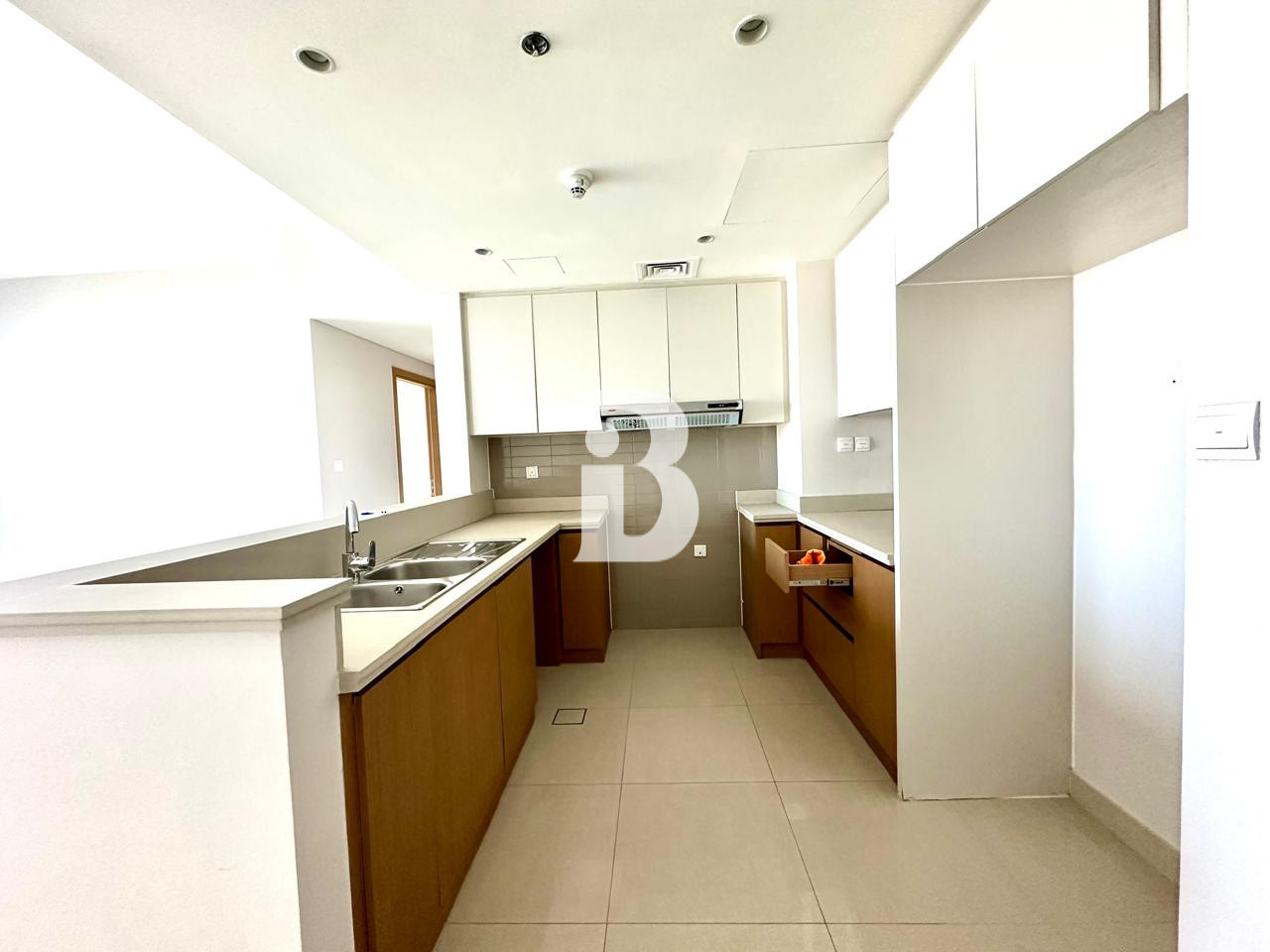 Creek Park and Sea View | Chiller Free | Spacious