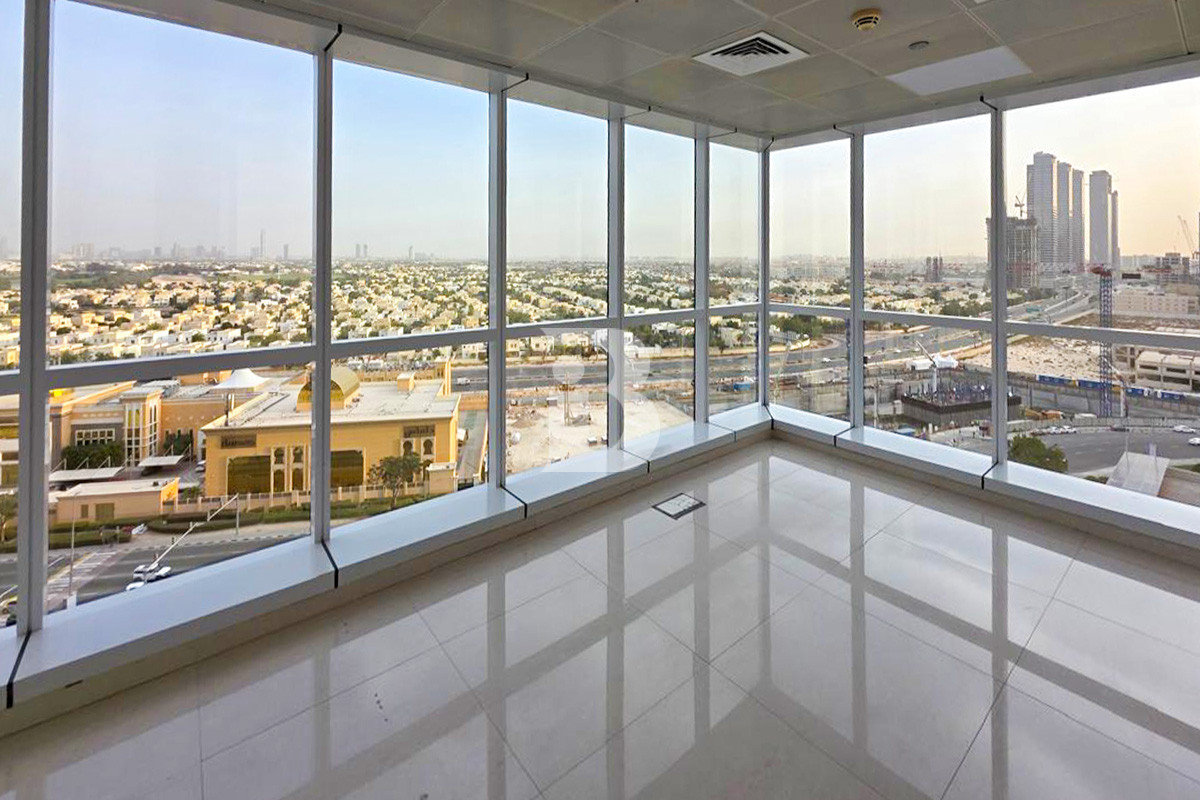 Premium Office | Stunning Emirates Hills View
