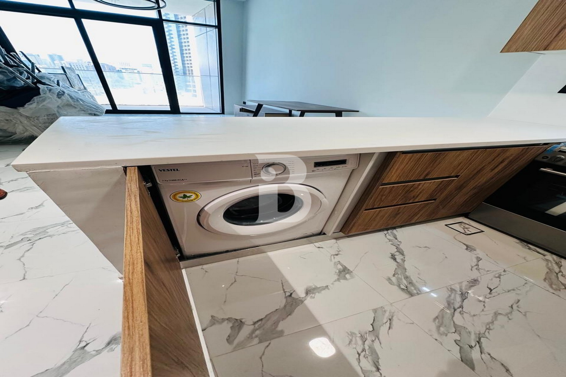 Furnished | Kitchen Appliances | 13-Month Lease