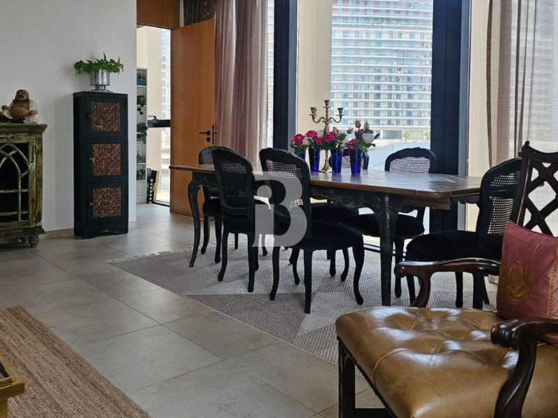 UNFURNISHED | READY TO MOVE IN | BIG LAYOUT