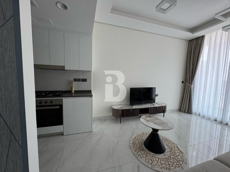 Best Price| Luxe furnished | Road view