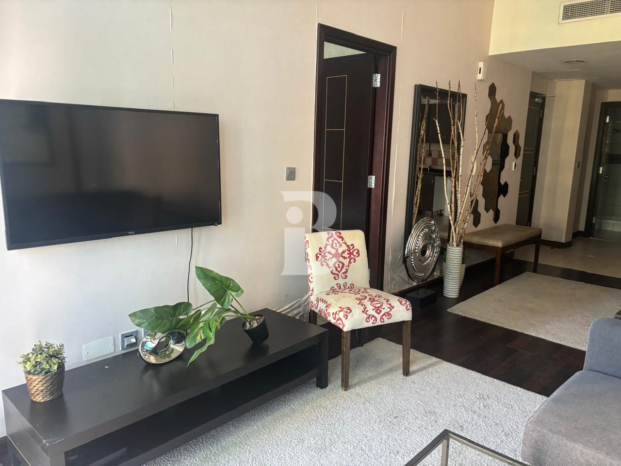 Exclusive  1BR | High Floor | Fully Furnished