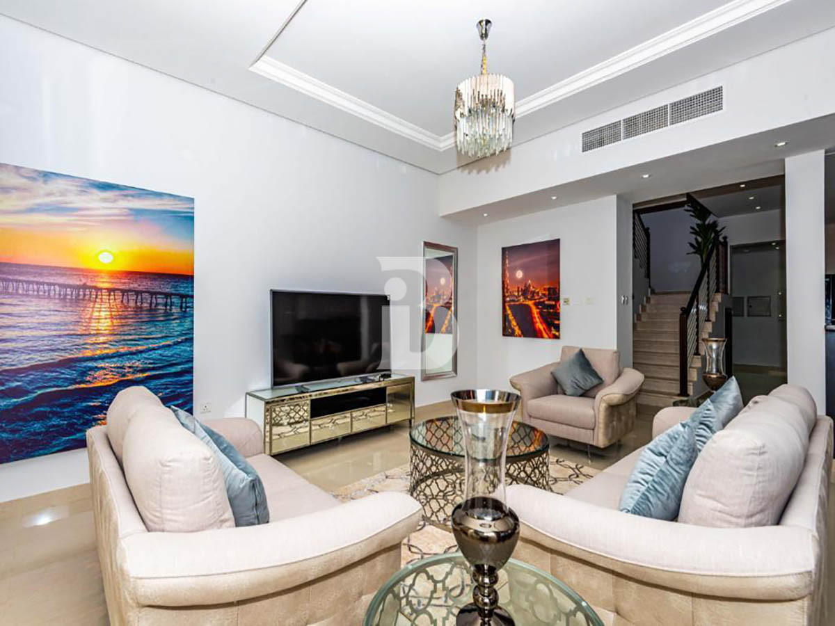 4 Bedroom | Pool | Spacious | Landscaped