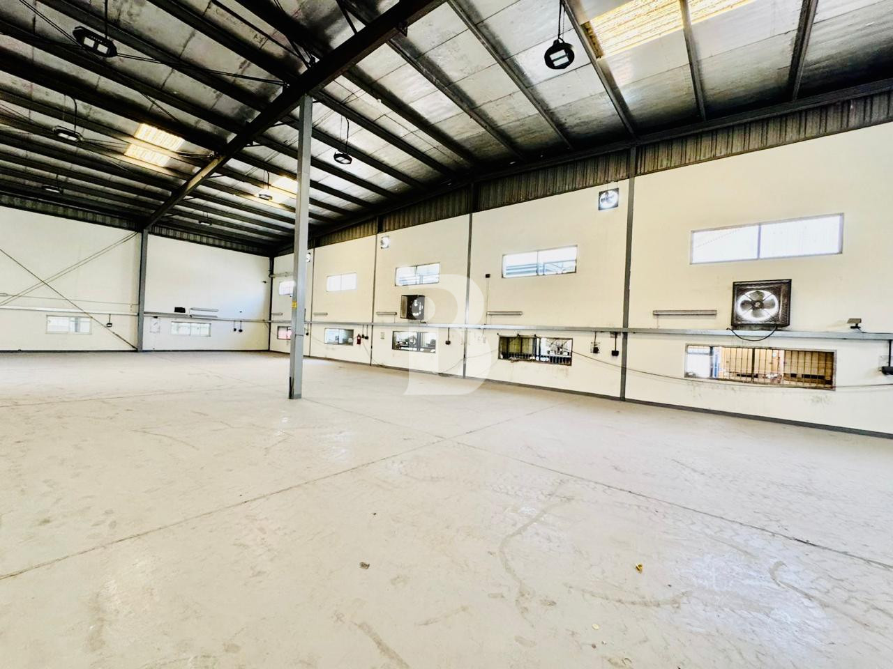 STANDALONE WAREHOUSE | TENANTED | 500KW APPROX