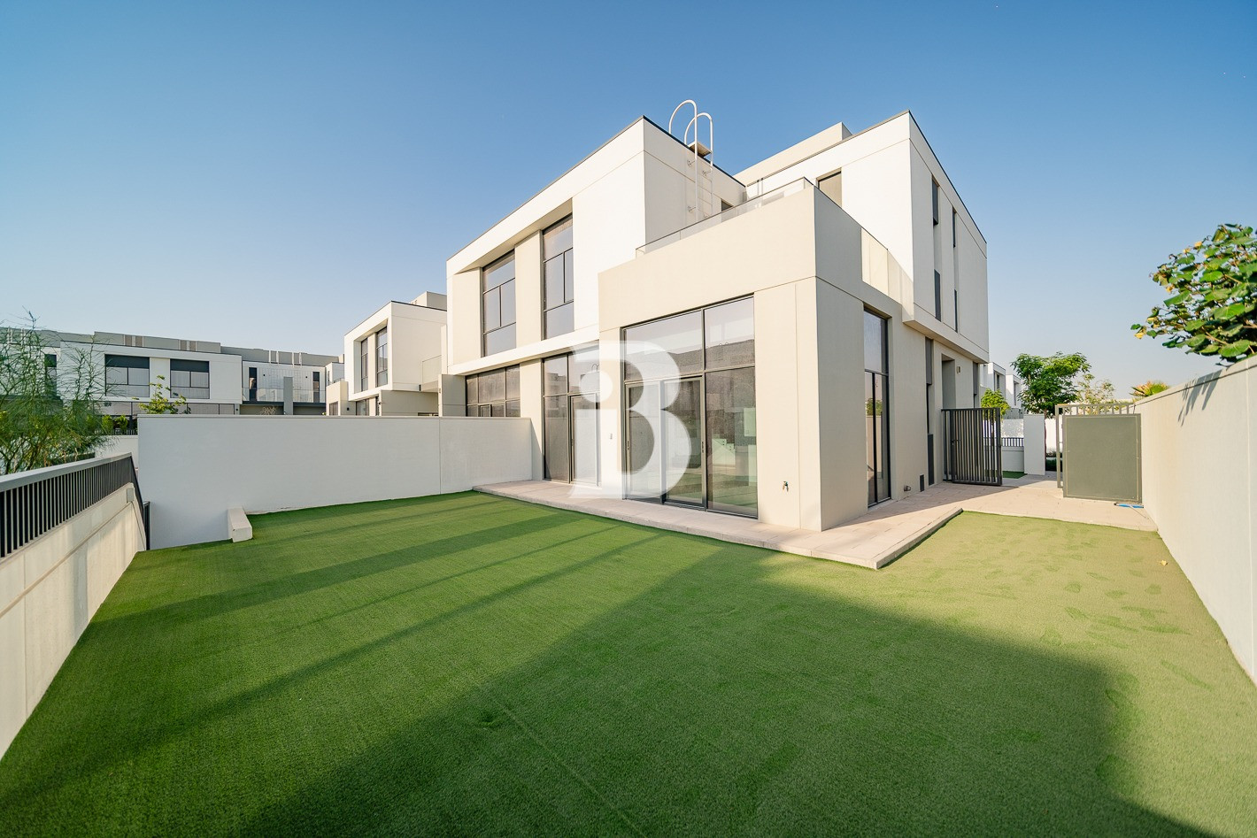 Corner Luxury | Modern Living| Vastu