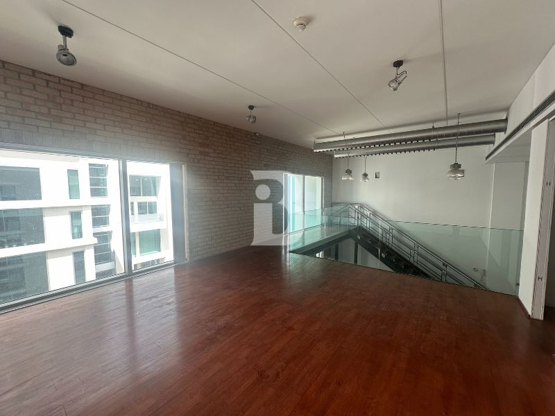 Fitted Duplex Office | With Terrace | DDA License