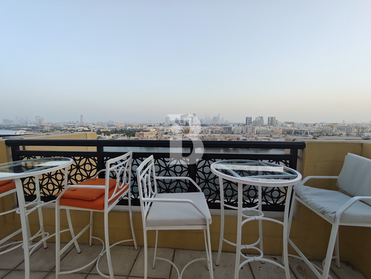 FITTED ROOFTOP LOUNGE | CREEK VIEWS | SHISHA READY