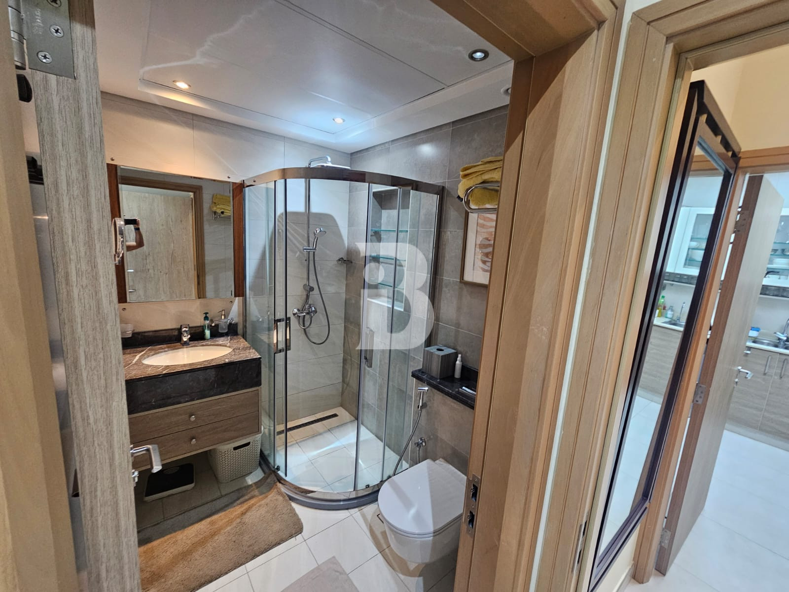 1BR - FULLY FURNISED | PRIME LOCATION | NO AGENTS