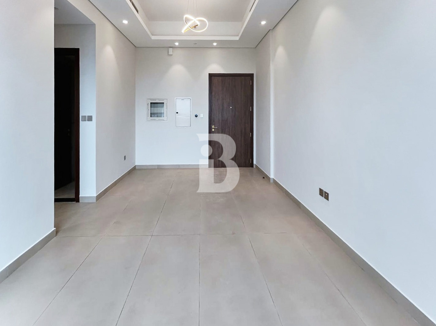 Skyline view | High Floor | Unfurnished | Vastu