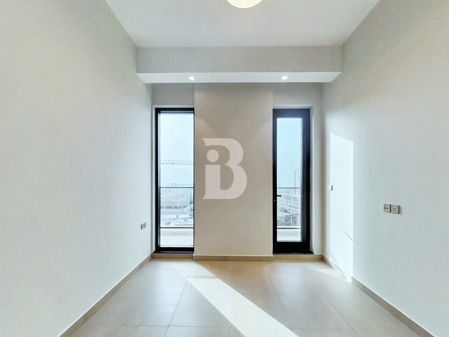 Skyline view | High Floor | Unfurnished | Vastu