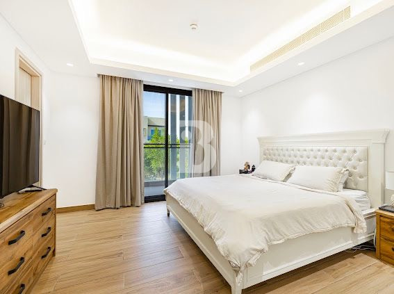 Best deal | Near tennis/ Basketball court