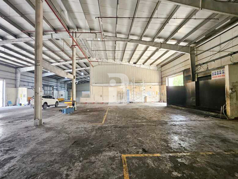 450 Sqm | Spacious Warehouse for Lease ICAD