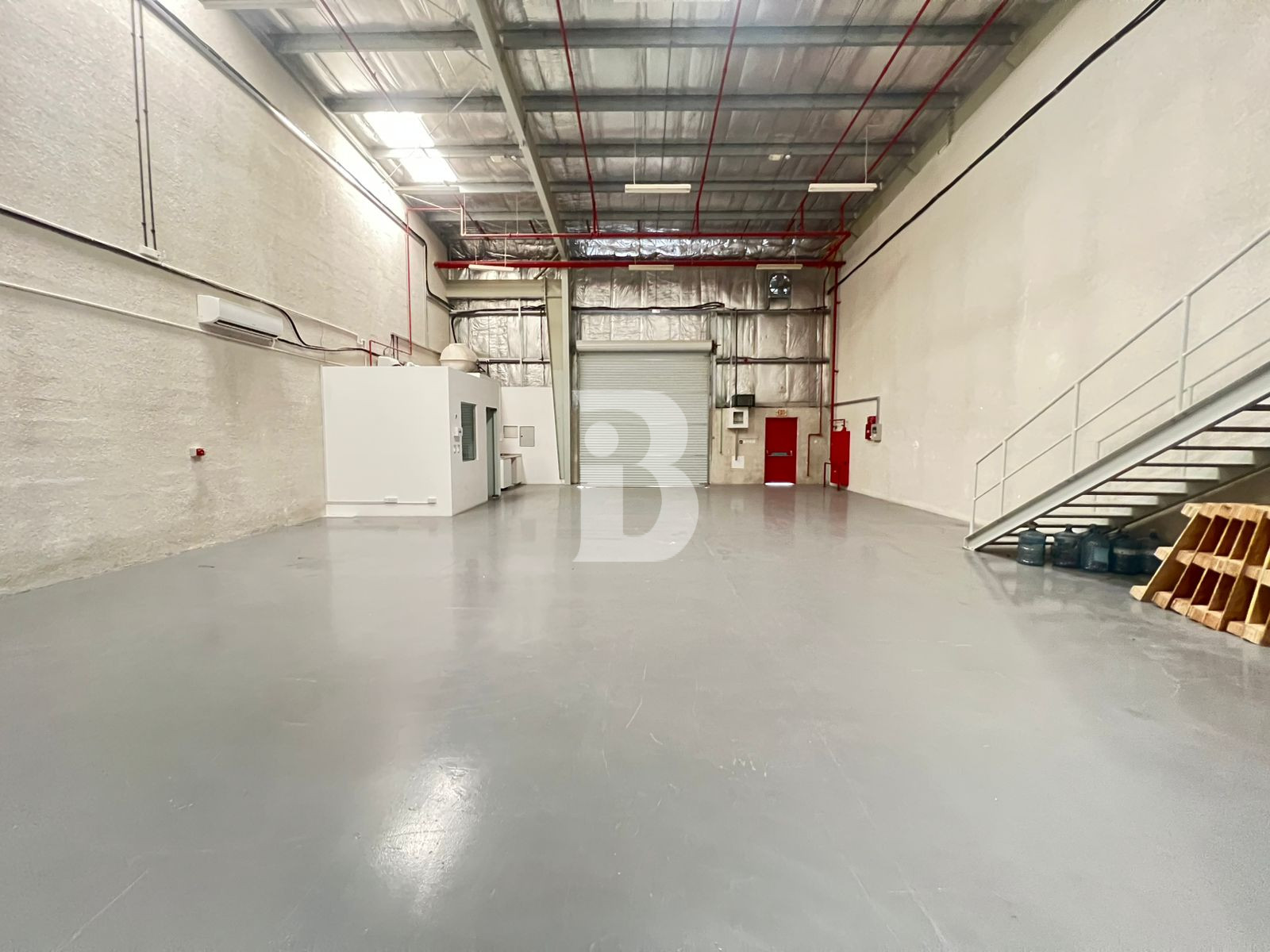 3270 sqft Warehouse with office in DIP