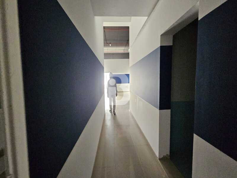 1200 KWH|860 SQFT|SHOP Spaces Available for leased