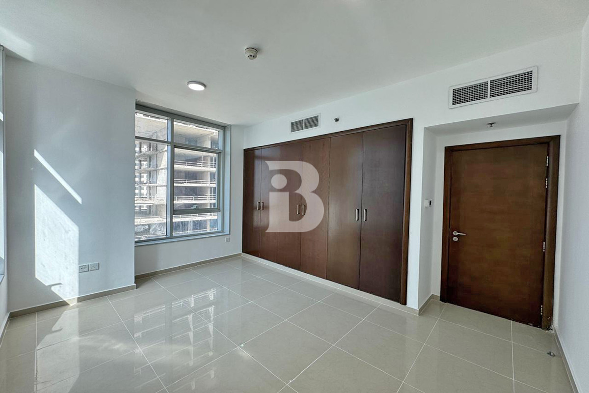MODERN 2 BEDROOM  | NEAR METRO | VACANT | NO AGENT
