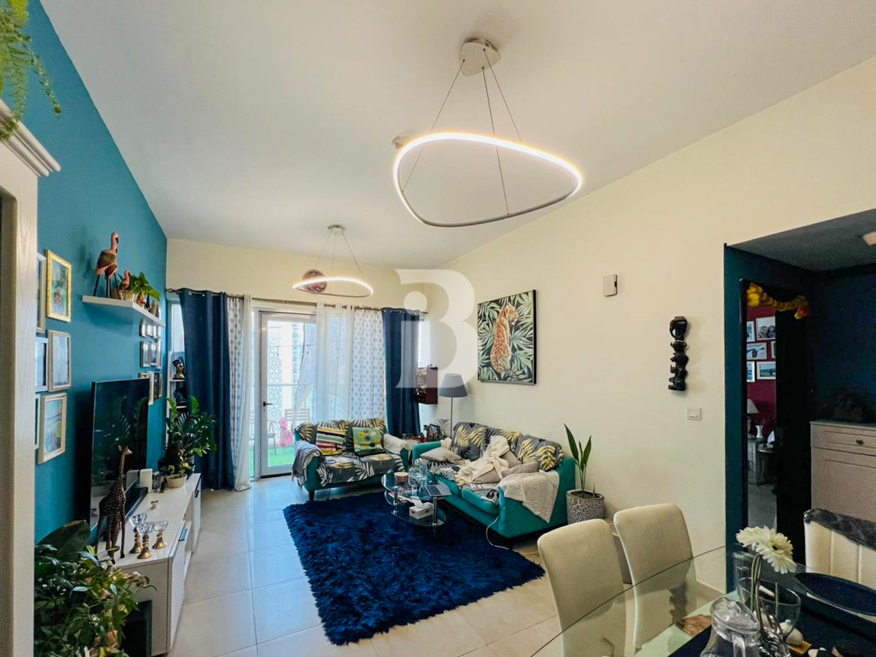 AVAILBALE | CLOSE TO METRO STATION | FURNISHED