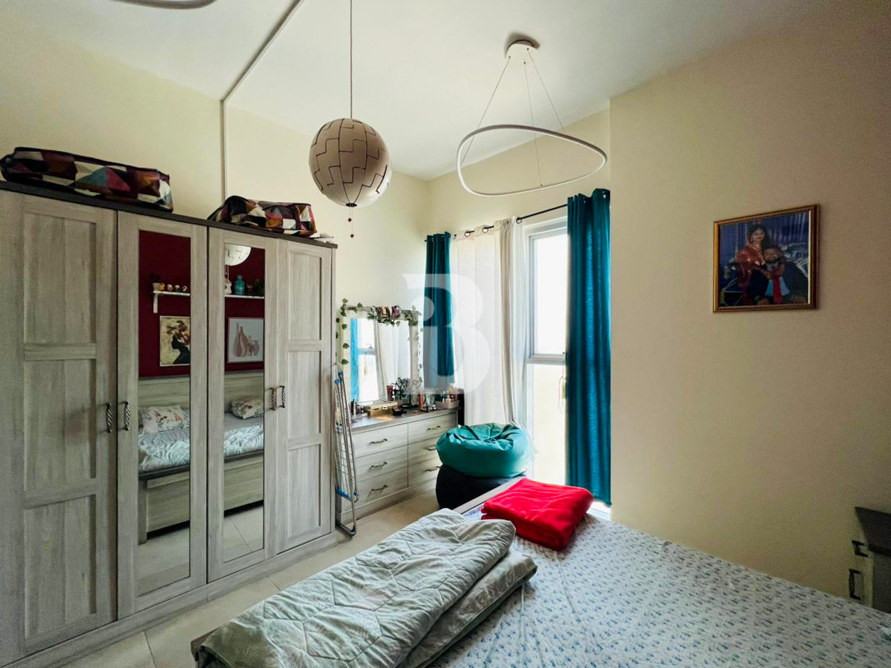 AVAILBALE | CLOSE TO METRO STATION | FURNISHED