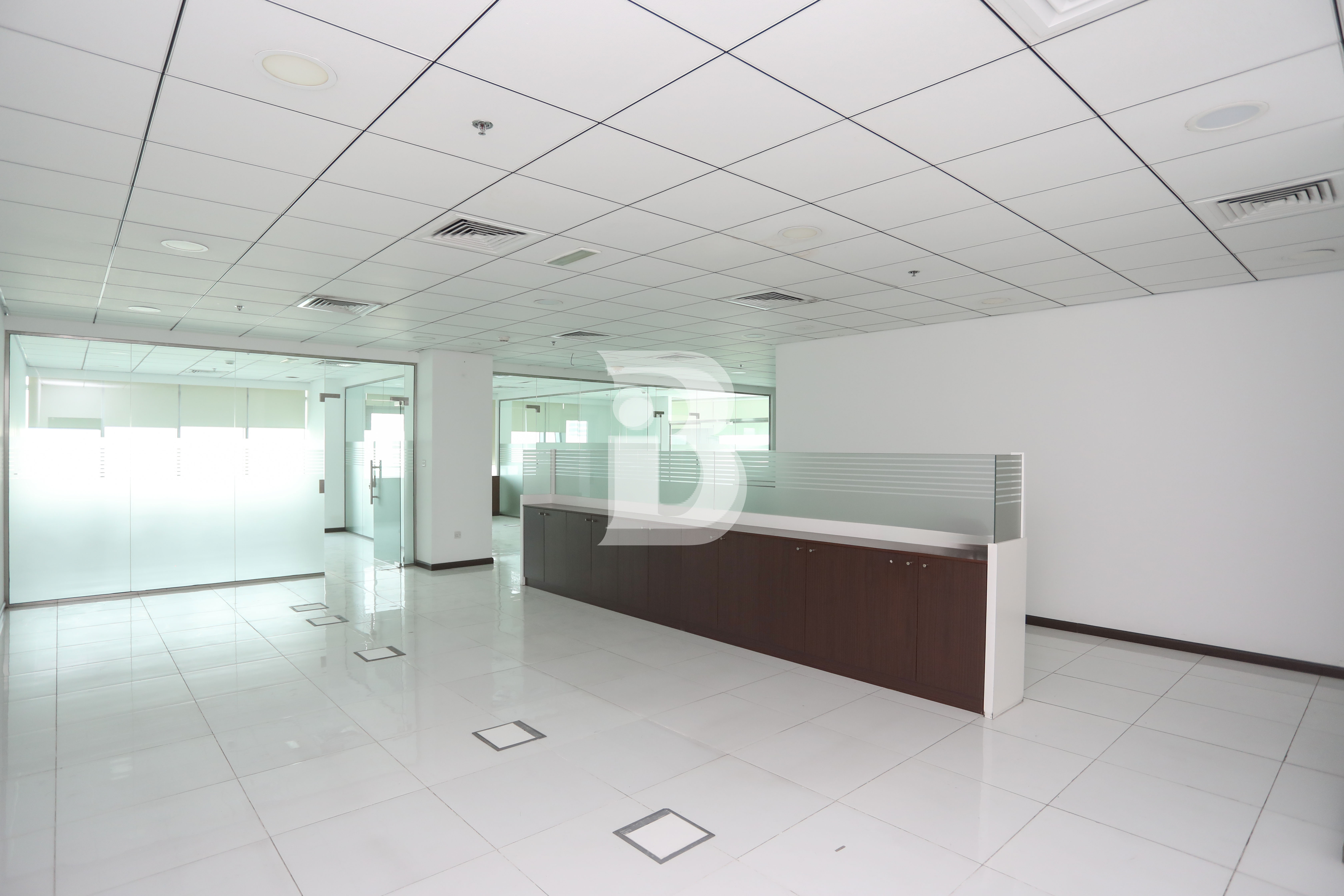 High End Office | Premium Fixtures | Vastu Unit