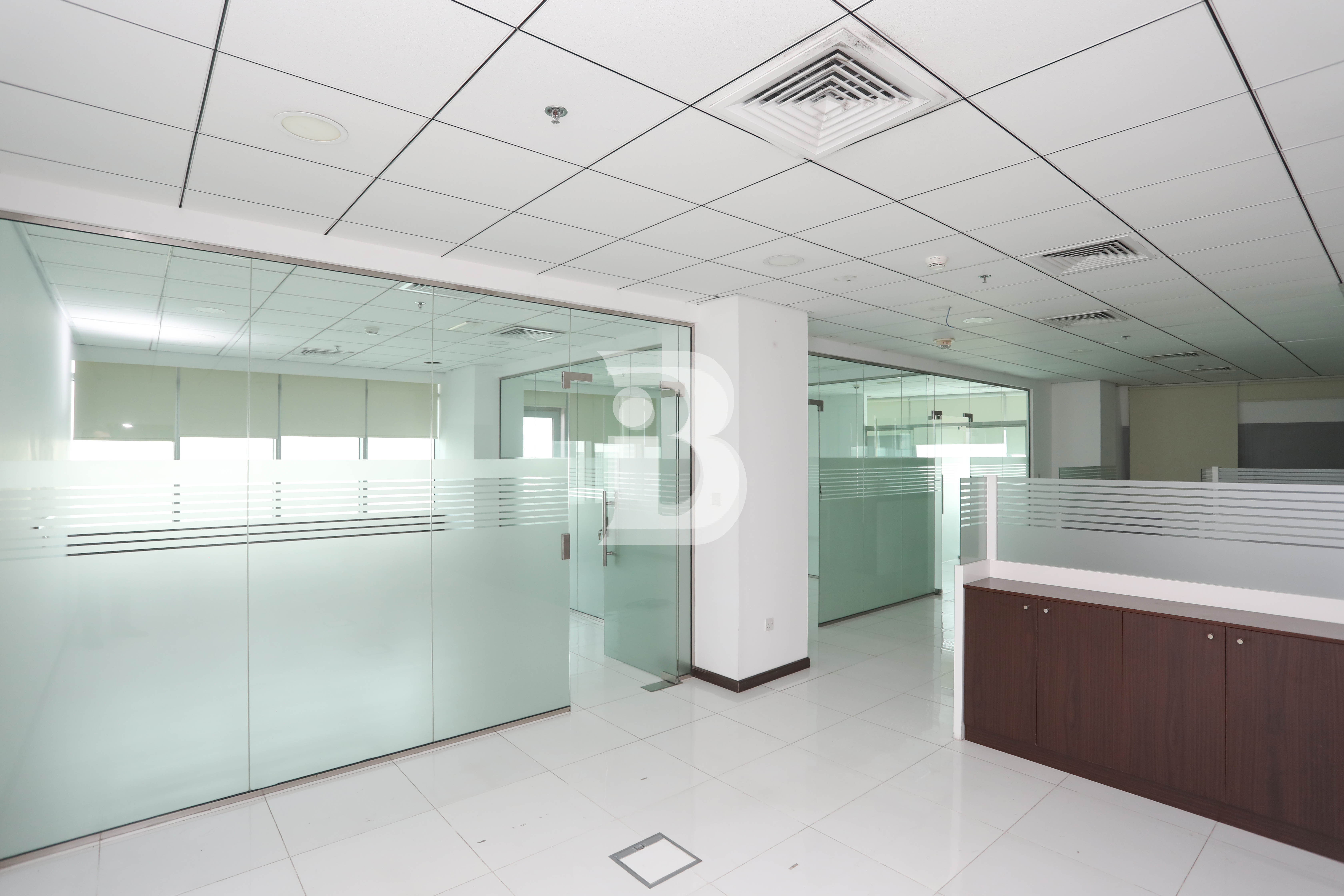 High End Office | Premium Fixtures | Vastu Unit
