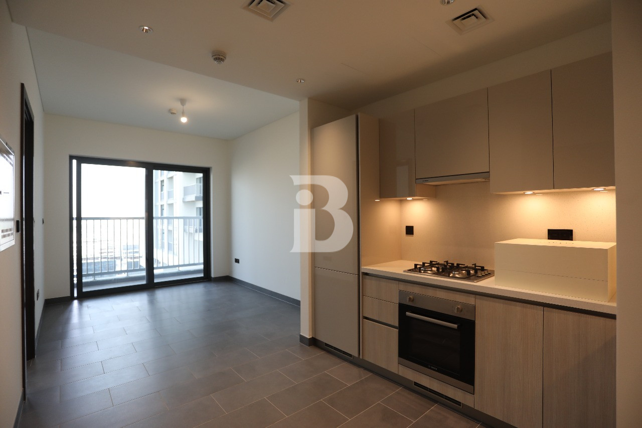 Luxury Apartment in Crest |  High Floor