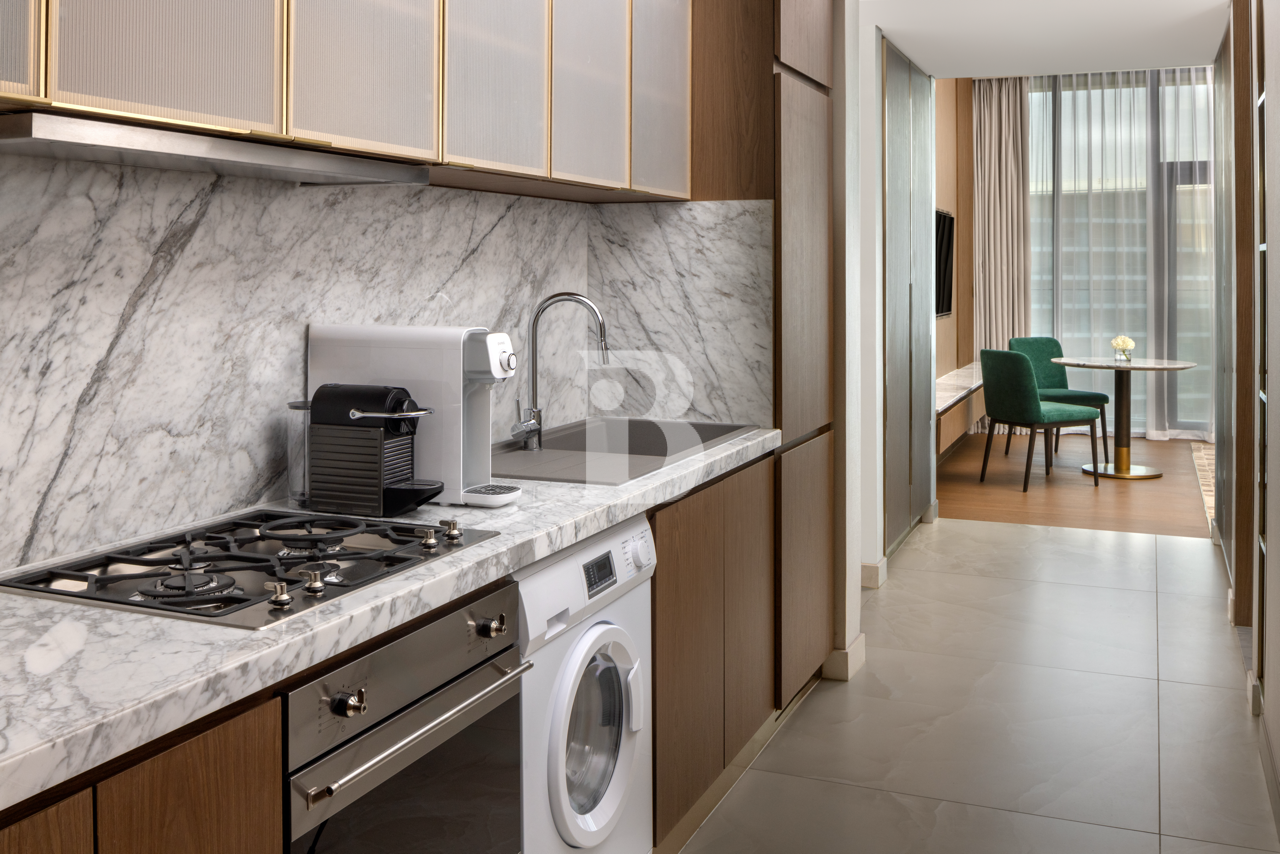 Hotel Studio with Balcony | Vacant | City View