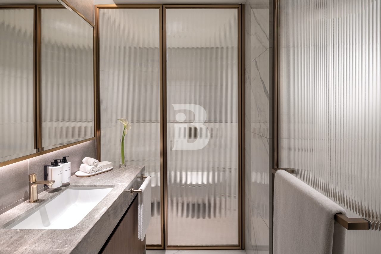 Hotel | Vacant | Burj Khalifa and Canal View