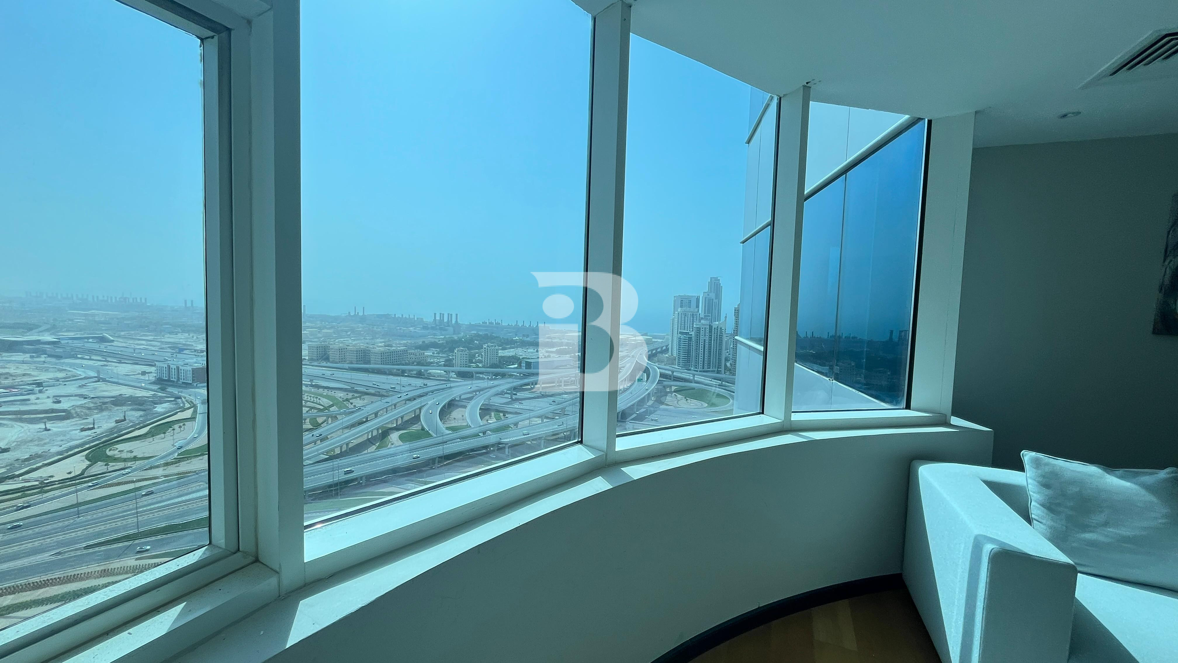 High-Floor Premium Office | HDS Business Centre