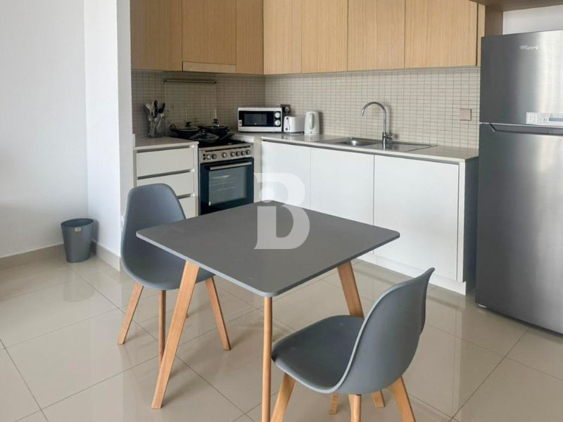 1 bedroom | Spacious Apartment | Park+Canal View