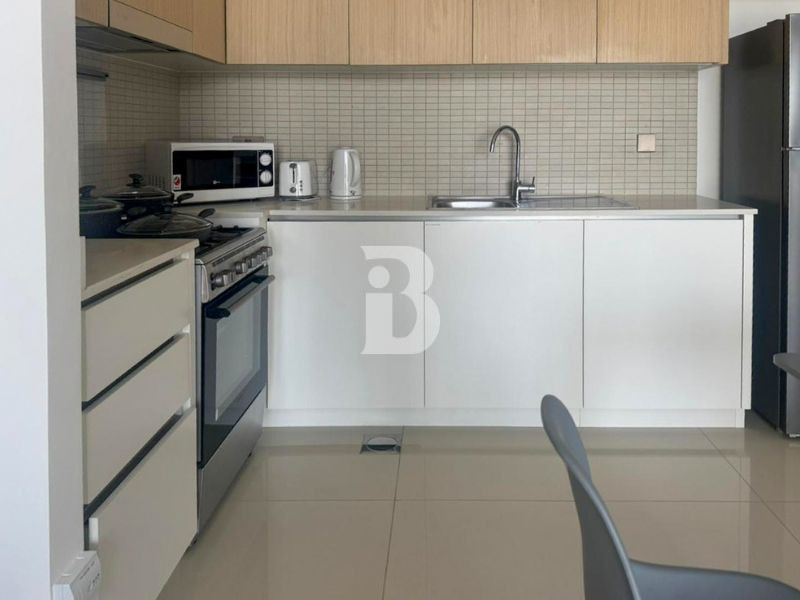 1 bedroom | Spacious Apartment | Park+Canal View