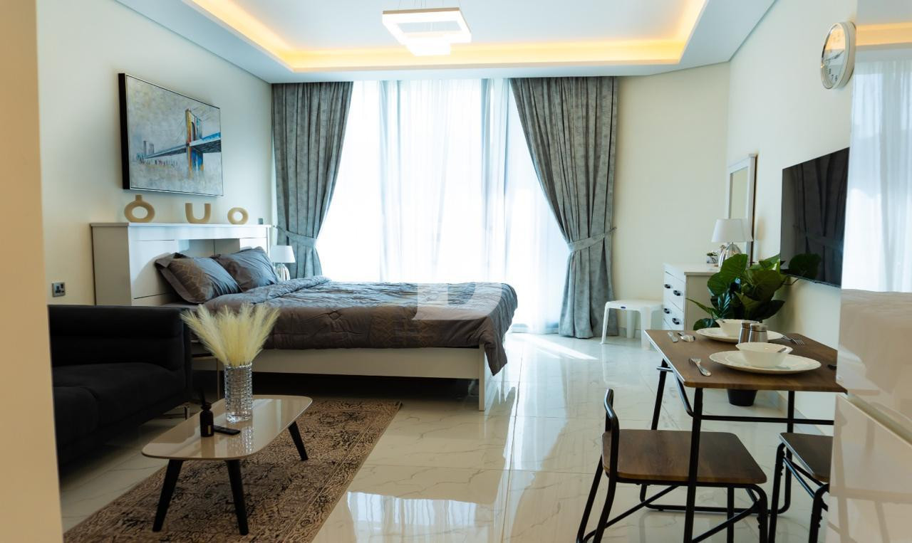 COZY STUDIO | POOL ACCESS | READY NOW