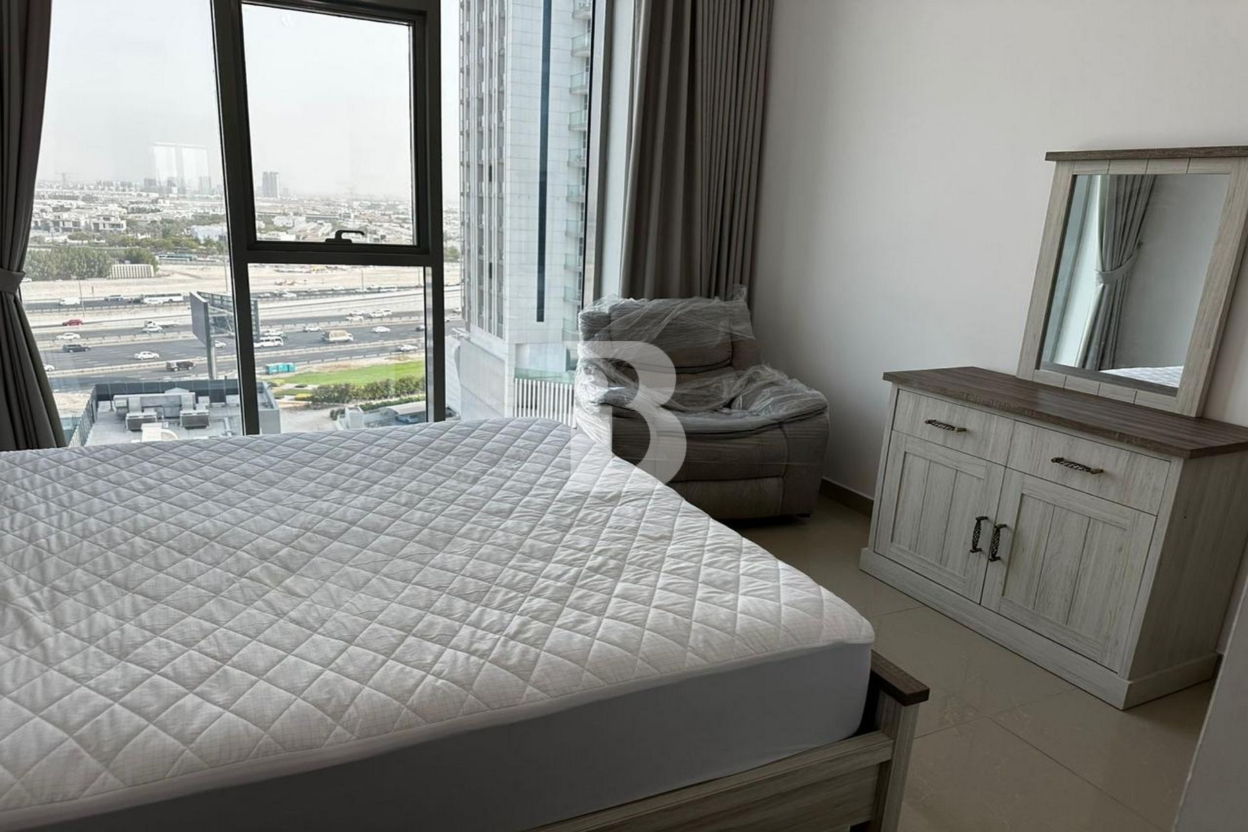 PRIME LOCATION | VACANT | CANAL WALK | NO AGENTS