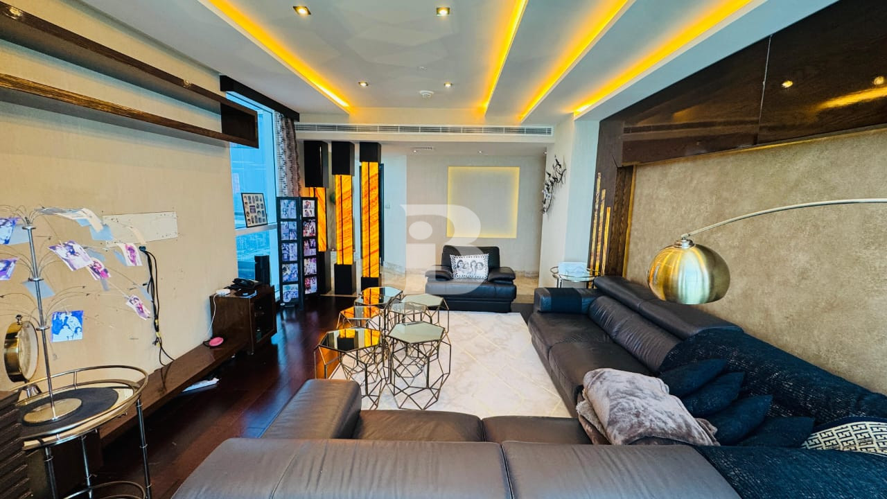 Luxury Duplex Penthouse | Spacious Layout