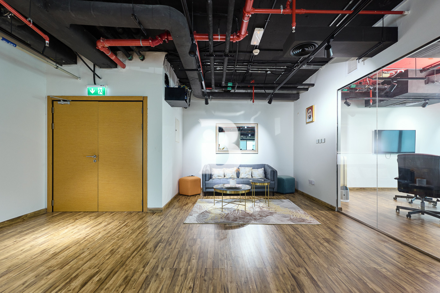Spacious and Furnished Office | JBC 4