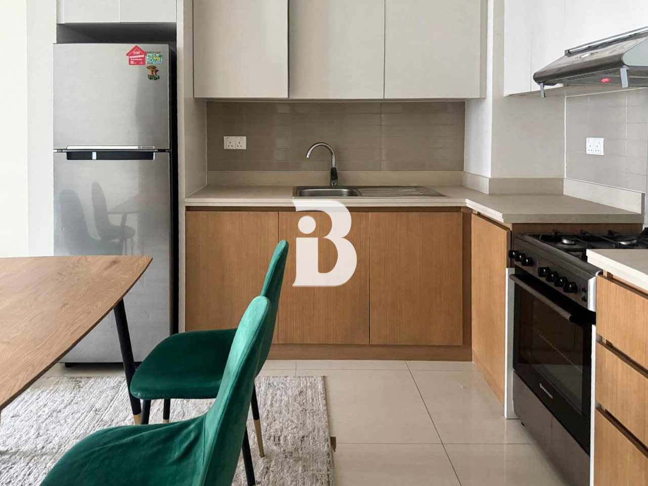 Spacious Unit |  Furnished | Prime Location