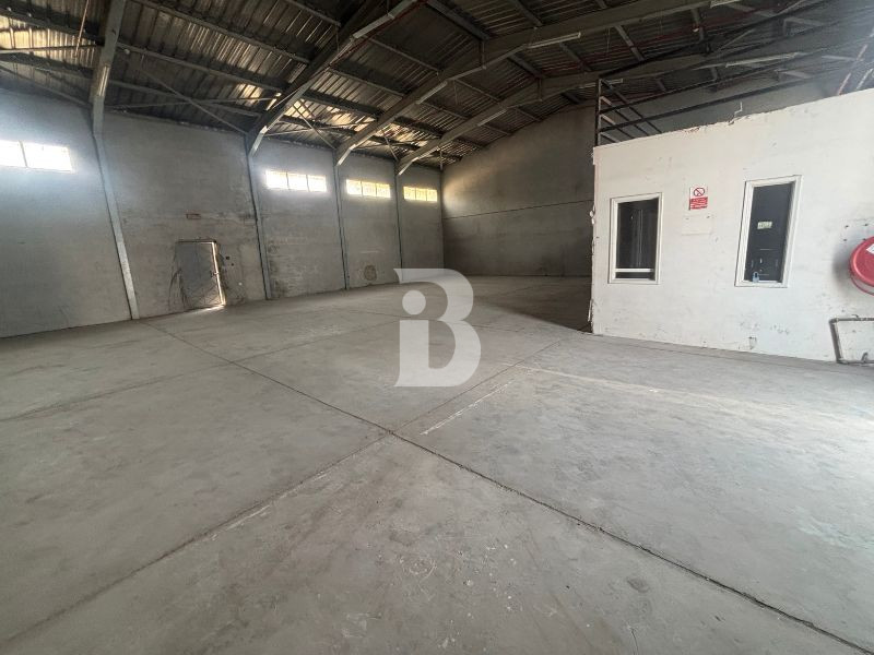 Spacious Warehouse |Easy Access | Vacant